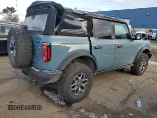 2022 Ford Bronco with VIN 1FMEE5DH8NLA89385, listed as a Copart auction lot 81772054 with 28,064 mi miles and Salvage Title. Bid and sale history available at DreamBid. Image 3.