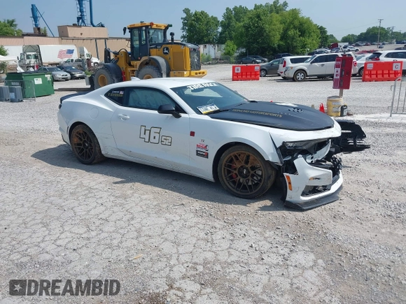 2019 Chevrolet Camaro 2SS с VIN 1G1FG1R78K0153815, выставлен на аукционе IAAI как лот 42409195 с пробегом 23 314 миль миль и . История ставок и продаж доступна на DreamBid. Изображение 1.
