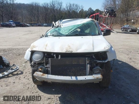 2015 Jeep Patriot High Altitude with VIN 1C4NJRFB1FD340159, listed as a IAAI auction lot 41769322 with 151,881 mi miles and . Bid and sale history available at carsss.com. Image 13.