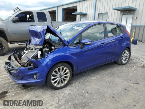 2014 Ford Fiesta SE z VIN 3FADP4EJ3EM168232, wystawiony jako Copart lot #55940485 z przebiegiem 111 563 mil mil oraz Szkoda całkowita • Salvage title. Historia ofert i sprzedaży dostępna na DreamBid. Obrazek 1.