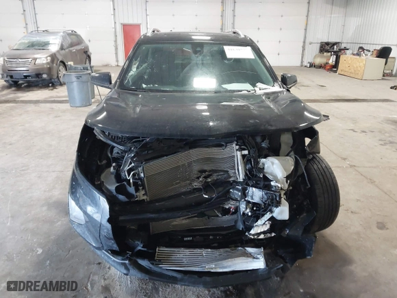 2020 Chevrolet Equinox LT with VIN 2GNAXVEX9L6233977, listed as a IAAI auction lot 41639717 with 39,162 mi miles. Bid and sale history available at carsss.com. Image 11.