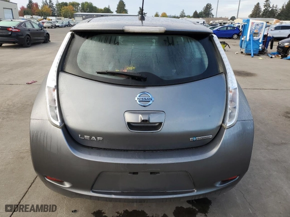 2015 Nissan LEAF S with VIN 1N4AZ0CPXFC302072, listed as a Copart auction lot 77491014 with NaN miles and Salvage Title. Bid and sale history available at carsss.com. Image 6.