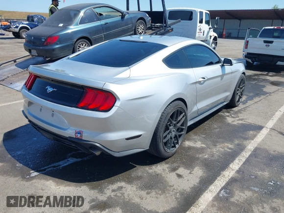 2019 Ford Mustang EcoBoost с VIN 1FA6P8TH8K5194620, выставлен на аукционе IAAI как лот 42162362 с пробегом 29 121 миль миль и . История ставок и продаж доступна на DreamBid. Изображение 4.