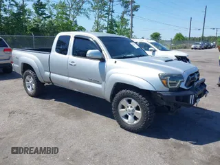 2012 Toyota Tacoma with VIN 5TFUU4EN9CX038954, listed as a IAAI auction lot 42022296 with 140,009 mi miles. Bid and sale history available at carsss.com. Image 1.
