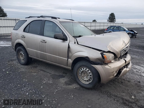 2007 Kia Sorento LX z VIN KNDJC736675694940, wystawiony jako Copart lot #84517454 z przebiegiem 135 421 mil mil oraz Szkoda całkowita • Salvage title. Historia ofert i sprzedaży dostępna na DreamBid. Obrazek 4.