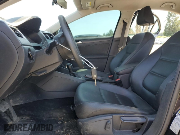 2014 Volkswagen Jetta SE z VIN 3VWD17AJ2EM397825, wystawiony jako Copart lot #64076595 z przebiegiem 61 691 mil mil oraz Szkoda całkowita • Salvage title. Historia ofert i sprzedaży dostępna na DreamBid. Obrazek 7.