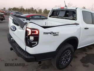 2024 Ford Ranger XLT with VIN 1FTER4HH5RLE62921, listed as a IAAI auction lot 41291255 with 180 mi miles. Bid and sale history available at carsss.com. Image 6.
