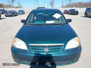 2001 Honda Civic LX with VIN 2HGES16551H567764, listed as a IAAI auction lot 41908288 with 137,740 mi miles. Bid and sale history available at carsss.com. Image 12.