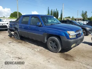 2003 Chevrolet Avalanche with VIN 3GNEC13T73G172929, listed as a Copart auction lot 70961244 with 190,148 mi miles and Salvage Title. Bid and sale history available at carsss.com. Image 4.