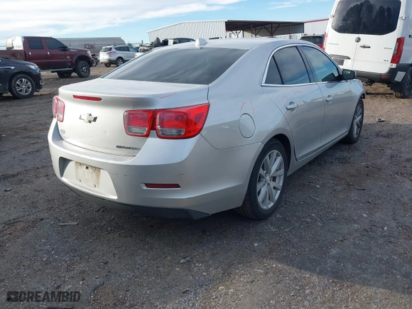 2013 Chevrolet Malibu LT with VIN 1G11E5SA5DF170326, listed as a IAAI auction lot 41689943 with 137,206 mi miles. Bid and sale history available at carsss.com. Image 4.