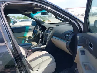 2011 Ford Explorer with VIN 1FMHK8B82BGA33523, listed as a IAAI auction lot 42151861 with 206,419 mi miles and . Bid and sale history available at DreamBid. Image 5.