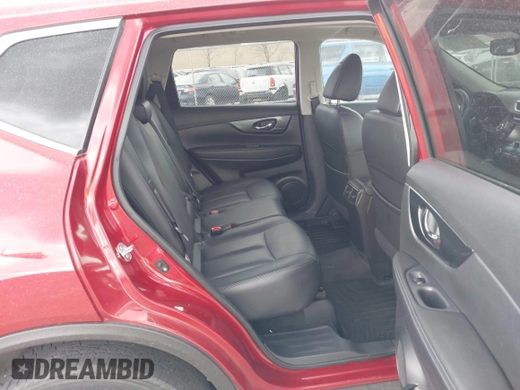 2015 Nissan Rogue SL with VIN 5N1AT2MV5FC870424, listed as a IAAI auction lot 41998532 with 111,000 mi miles and . Bid and sale history available at carsss.com. Image 8.