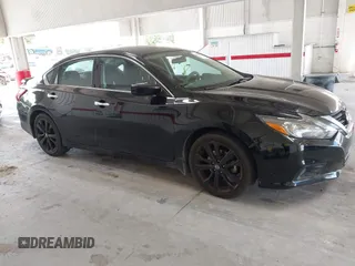 2017 Nissan Altima S z VIN 1N4AL3AP4HC251614, wystawiony jako IAAI lot #42250823 z przebiegiem 177 944 mil mil oraz . Historia ofert i sprzedaży dostępna na DreamBid. Obrazek 13.
