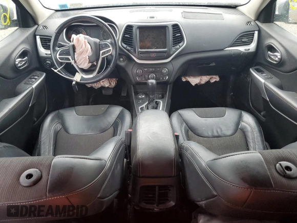 2018 Jeep Cherokee Latitude Plus z VIN 1C4PJMLX6JD500976, wystawiony jako Copart lot #64829185 z przebiegiem 62 491 mil mil oraz Szkoda całkowita • Salvage title. Historia ofert i sprzedaży dostępna na DreamBid. Obrazek 8.