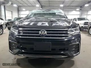 2022 Volkswagen Tiguan SEL R-Line with VIN 3VV4B7AX9NM141266, listed as a Copart auction lot 85086634 with 20,465 mi miles and Salvage Title. Bid and sale history available at carsss.com. Image 5.
