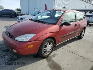 2000 Ford Focus ZX3 with VIN 3FAFP313XYR219081, listed as a Copart auction lot 79250594 with 245,851 mi miles and Salvage title. Bid and sale history available at DreamBid. Image 1.