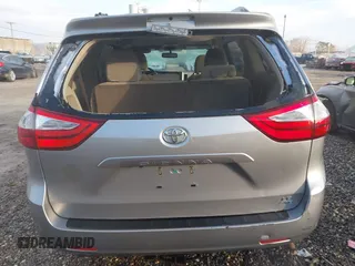 2017 Toyota Sienna LE with VIN 5TDJZ3DC6HS184126, listed as a IAAI auction lot 41166135 with 101,305 mi miles. Bid and sale history available at carsss.com. Image 16.