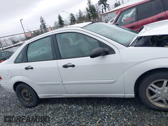 2004 Ford Focus ZTS with VIN 1FAFP38Z34W137002, listed as a IAAI auction lot 41867443 with 185,862 mi miles and . Bid and sale history available at carsss.com. Image 13.