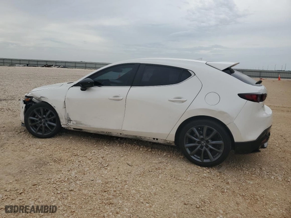 2020 Mazda Mazda3 Hatchback Preferred Package with VIN JM1BPBMM7L1158847, listed as a Copart auction lot 62917684 with 87,289 mi miles and Salvage Title. Bid and sale history available at carsss.com. Image 2.