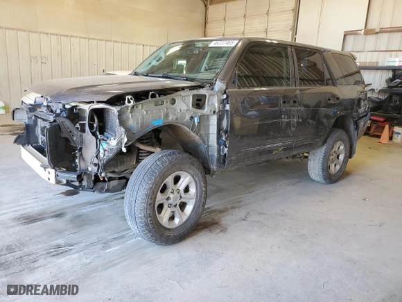 2020 Toyota 4Runner SR5 with VIN JTEBU5JR0L5768961, listed as a Copart auction lot 48237465 with 90,448 mi miles and Salvage Title. Bid and sale history available at carsss.com. Image 1.