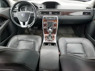 2015 Volvo XC70 T6 with VIN YV4902NK0F1226472, listed as a Copart auction lot 51863475 with 179,305 mi miles and Clean Title. Bid and sale history available at DreamBid. Image 8.