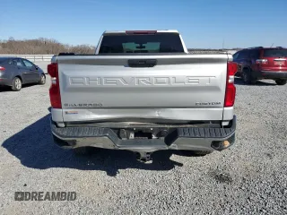 2020 Chevrolet Silverado 1500 Custom with VIN 1GCRWBEH5LZ339160, listed as a Copart auction lot 43847385 with 35,456 mi miles and Salvage Title. Bid and sale history available at carsss.com. Image 6.