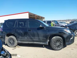 2019 Lexus GX with VIN JTJBM7FX8K5227305, listed as a IAAI auction lot 41697720 with 95,666 mi miles. Bid and sale history available at carsss.com. Image 13.