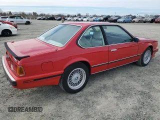1988 BMW M6 z VIN WBAEE1416J2561063, wystawiony jako Copart lot #46515285 z przebiegiem 142 740 mil mil oraz Czysty tytuł • Clean title. Historia ofert i sprzedaży dostępna na DreamBid. Obrazek 3.