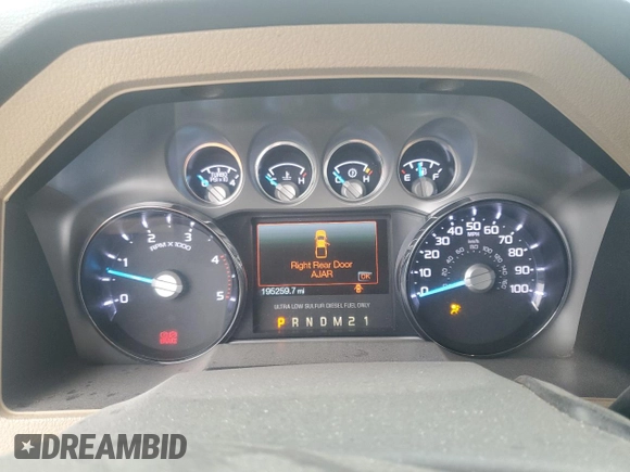 2013 Ford F-350 Platinum z VIN 1FT8W3BT0DEA58306, wystawiony jako Copart lot #43921585 z przebiegiem 195 259 mil mil oraz Szkoda całkowita • Salvage title. Historia ofert i sprzedaży dostępna na DreamBid. Obrazek 9.