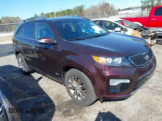 2011 Kia Sorento SX with VIN 5XYKWDA25BG160578, listed as a IAAI auction lot 41850096 with 97,362 mi miles. Bid and sale history available at carsss.com. Image 1.