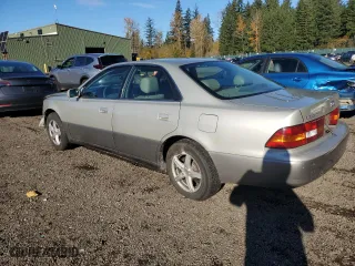1998 Lexus ES 300 Luxury Sport Sdn with VIN JT8BF28G7W0135973, listed as a Copart auction lot 79391244 with 121,949 mi miles and Salvage Title. Bid and sale history available at carsss.com. Image 2.