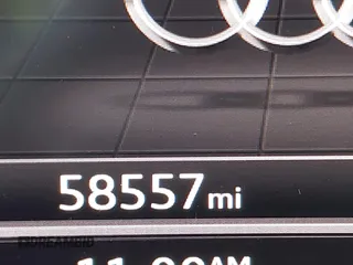 2019 Audi Q5 Premium Plus with VIN WA1BNAFY4K2038765, listed as a IAAI auction lot 42042264 with 58,557 mi miles. Bid and sale history available at carsss.com. Image 7.