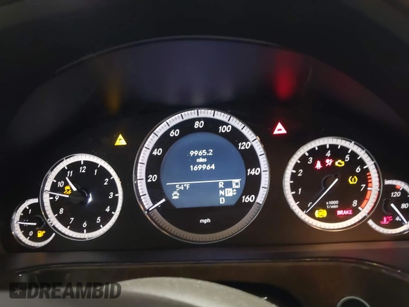 2010 Mercedes-Benz E 350 Luxury с VIN WDDHF8HB3AA145458, выставлен на аукционе IAAI как лот 42181113 с пробегом 169 964 миль миль и . История ставок и продаж доступна на DreamBid. Изображение 7.
