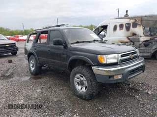 1999 Toyota 4Runner SR5 z VIN JT3HN86R2X0239685, wystawiony jako IAAI lot #42162967 z przebiegiem Nie podano mil oraz . Historia ofert i sprzedaży dostępna na DreamBid. Obrazek 1.