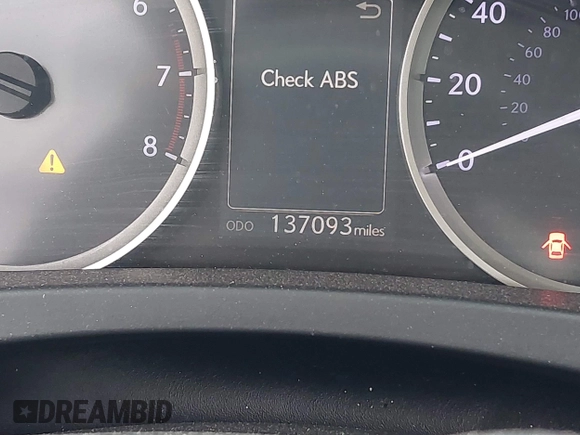 2014 Lexus IS 250 z VIN JTHCF1D28E5009244, wystawiony jako IAAI lot #42331138 z przebiegiem 137 093 mil mil oraz . Historia ofert i sprzedaży dostępna na DreamBid. Obrazek 7.