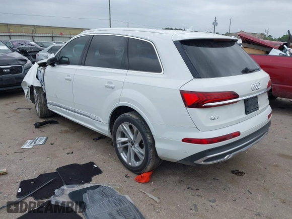 2021 Audi Q7 Premium Plus with VIN WA1LXAF71MD013285, listed as a IAAI auction lot 41962332 with 81,746 mi miles and . Bid and sale history available at DreamBid. Image 3.