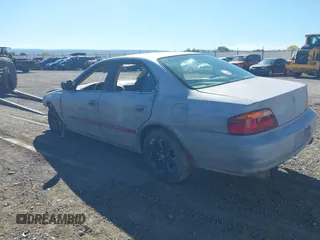 2000 Acura TL with VIN 19UUA5664YA067506, listed as a IAAI auction lot 40439390 with 1 mi miles. Bid and sale history available at carsss.com. Image 3.