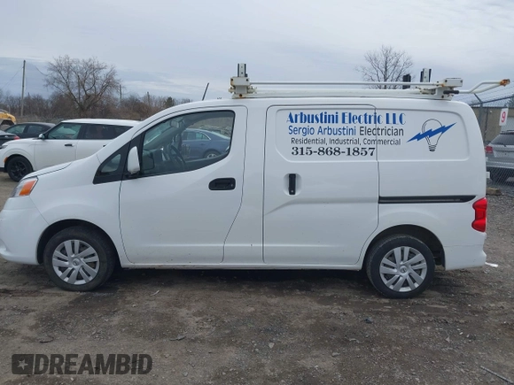 2020 Nissan NV200 SV with VIN 3N6CM0KN2LK695635, listed as a IAAI auction lot 41930277 with 70,193 mi miles and . Bid and sale history available at DreamBid. Image 14.