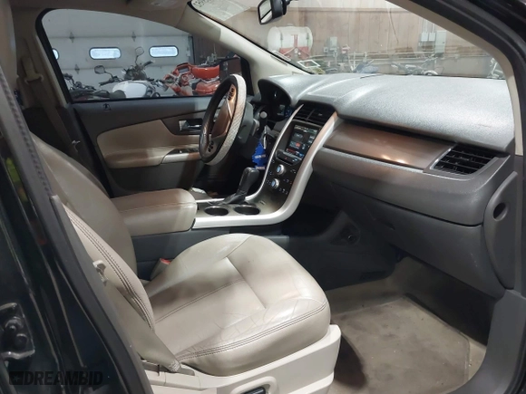 2011 Ford Edge SEL with VIN 2FMDK4JC1BBA17897, listed as a IAAI auction lot 41535952 with 157,502 mi miles. Bid and sale history available at carsss.com. Image 5.