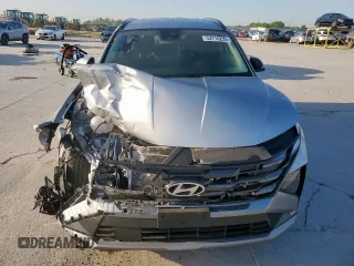 2025 Hyundai Tucson SEL with VIN 5NMJBCDE2SH453013, listed as a Copart auction lot 52710235 with 4,447 mi miles and Salvage Title. Bid and sale history available at carsss.com. Image 5.