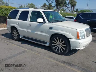 2004 Cadillac Escalade with VIN 1GYEC63T74R310907, listed as a IAAI auction lot 42747095 with 165,755 mi miles and . Bid and sale history available at DreamBid. Image 1.