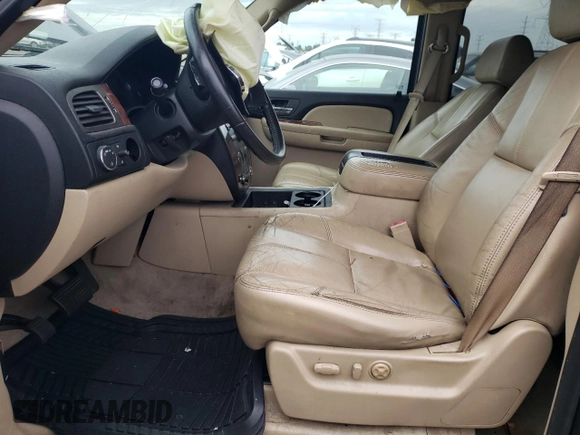 2007 Chevrolet Tahoe LTZ with VIN 1GNFK13087J342734, listed as a Copart auction lot 53401595 with 223,628 mi miles and Salvage title. Bid and sale history available at DreamBid. Image 7.
