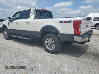 2017 Ford F-250 Lariat z VIN 1FT7W2B60HEC78227, wystawiony jako Copart lot #59498725 z przebiegiem 84 672 mil mil oraz Szkoda całkowita • Salvage title. Historia ofert i sprzedaży dostępna na DreamBid. Obrazek 2.