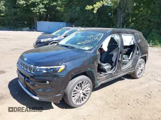2022 Jeep Compass Limited z VIN 3C4NJDCB8NT191166, wystawiony jako IAAI lot #40284278 z przebiegiem 31 791 mil mil oraz . Historia ofert i sprzedaży dostępna na DreamBid. Obrazek 6.