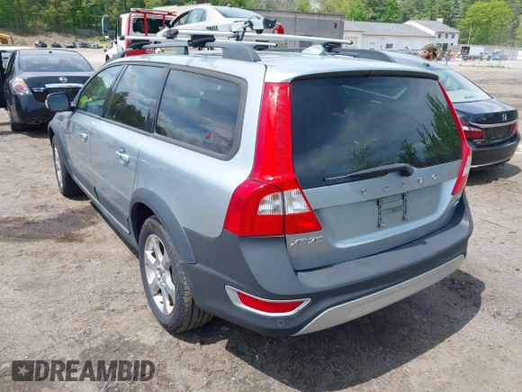 2008 Volvo XC70 z VIN YV4BZ982981012062, wystawiony jako IAAI lot #39423605 z przebiegiem 98 169 mil mil oraz . Historia ofert i sprzedaży dostępna na DreamBid. Obrazek 3.