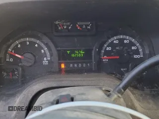 2013 Ford Econoline Cargo Commercial z VIN 1FTNE1EW1DDA61995, wystawiony jako IAAI lot #42516622 z przebiegiem 182 503 mil mil oraz . Historia ofert i sprzedaży dostępna na DreamBid. Obrazek 15.