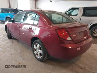 2006 Saturn ION z VIN 1G8AL55F56Z183836, wystawiony jako IAAI lot #42292442 z przebiegiem 125 000 mil mil oraz . Historia ofert i sprzedaży dostępna na DreamBid. Obrazek 3.