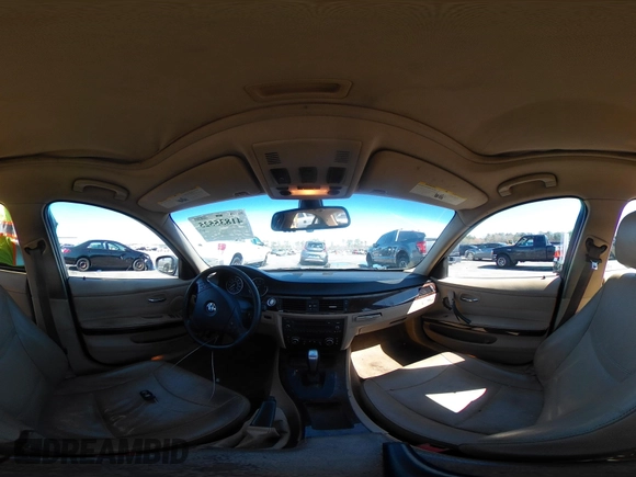2011 BMW 3 Series 328i xDrive with VIN WBAPK5G57BNN28032, listed as a IAAI auction lot 41835525 with 207,713 mi miles. Bid and sale history available at carsss.com. Image 22.