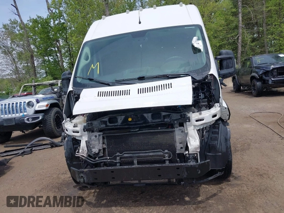 2019 Ram ProMaster Cargo with VIN 3C6TRVBG7KE525665, listed as a IAAI auction lot 42104995 with 144,125 mi miles and . Bid and sale history available at carsss.com. Image 13.