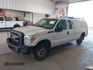 2011 Ford Super Duty F-250 SRW XL with VIN 1FT7X2B64BEB82069, listed as a IAAI auction lot 41818418 with 333,546 mi miles. Bid and sale history available at carsss.com. Image 17.